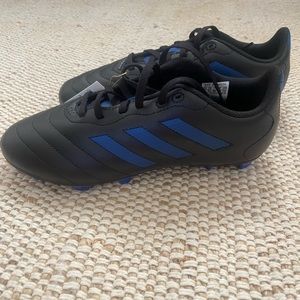 Big Kid Adidas soccer cleats
